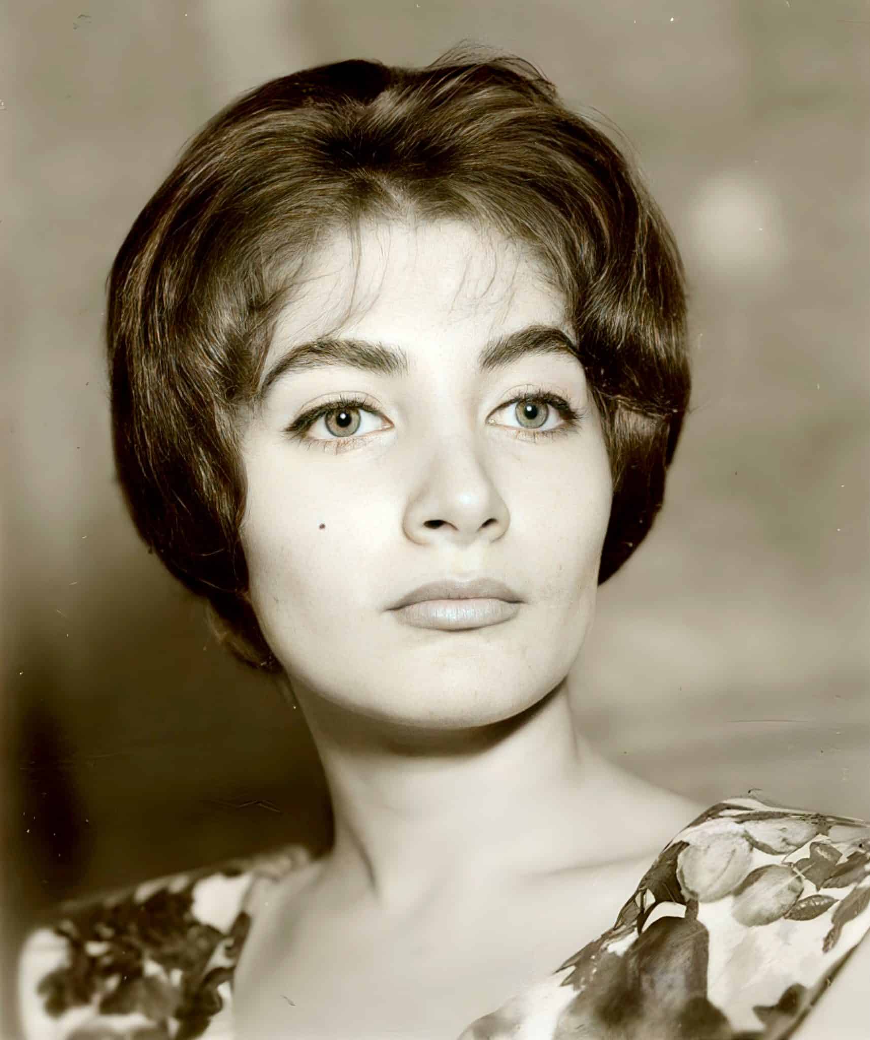 Princess Shahnaz Pahlavi | Biography | The Pahlavi Dynasty